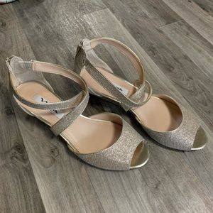 NINA women’s evening sandals